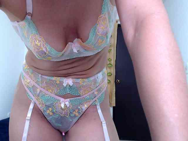 alondra-69- webcam