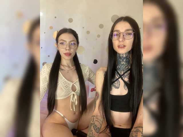 Entra en el chat con el modelo SEXXXSHOP SEXXXSHOP