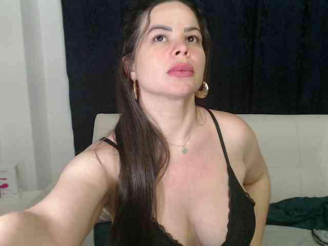 AliceBraga webcam