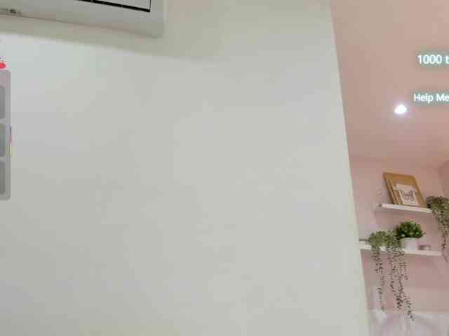 EllaThorne webcam