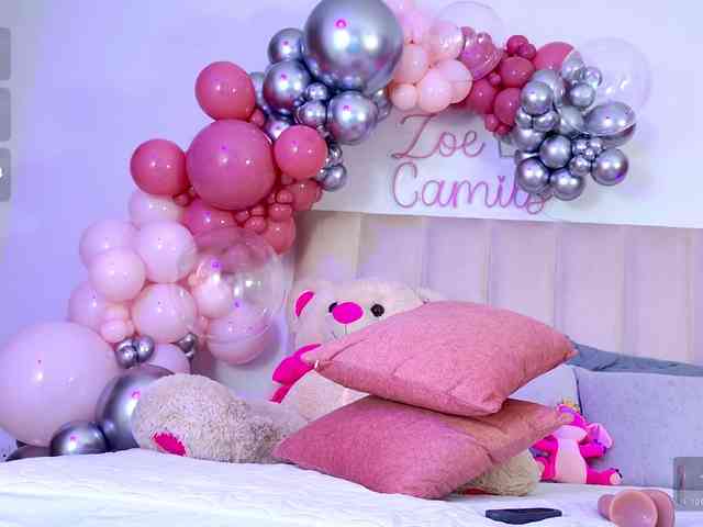 ZoeCamils webcam