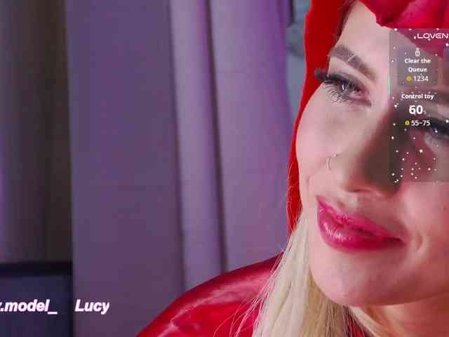 LucyRouse webcam