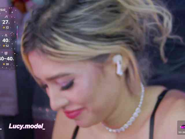 LucyRouse webcam