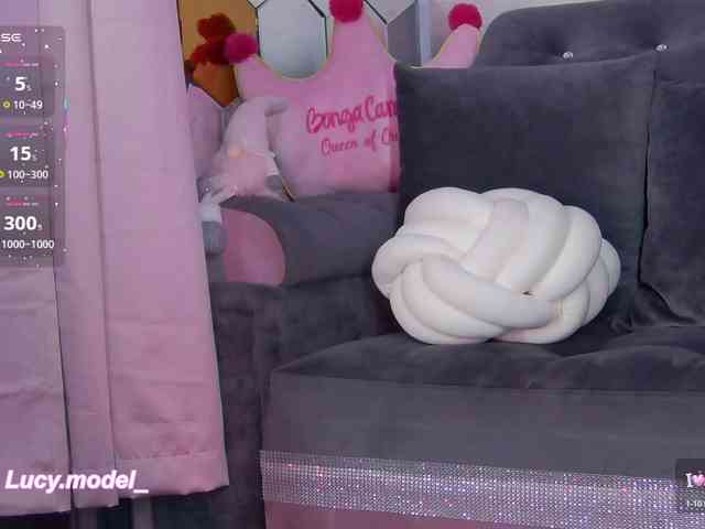 LucyRouse webcam