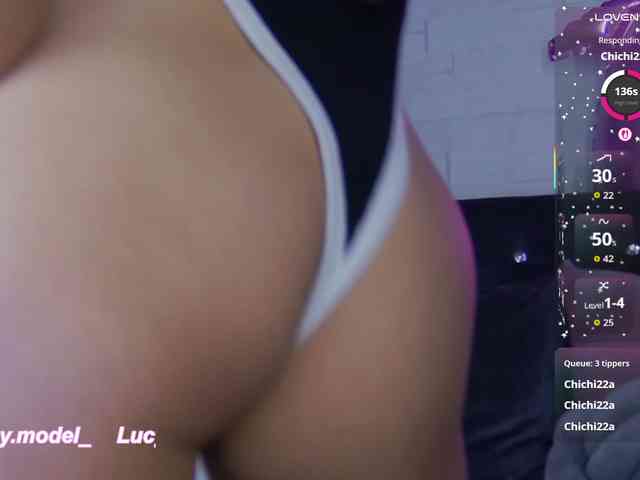 LucyRouse webcam