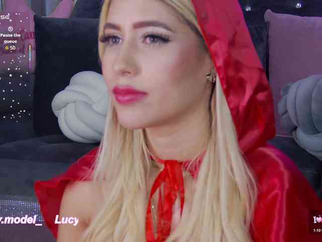 LucyRouse webcam