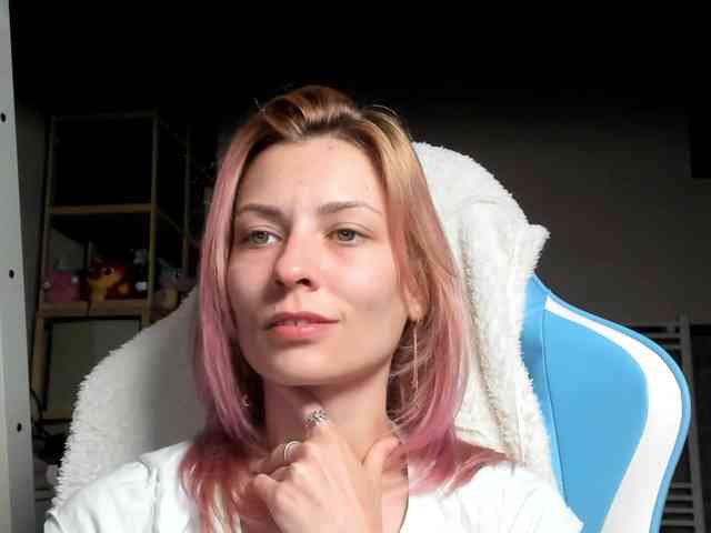 karo131324 webcam