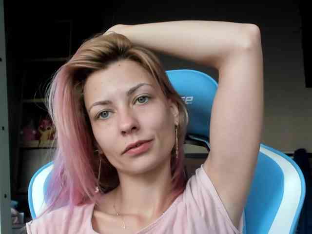 karo131324 webcam