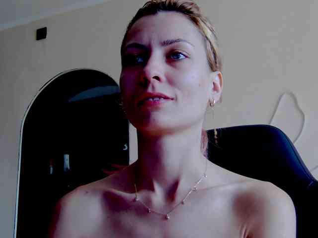 karo131324 webcam