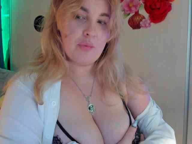 SallyNex4u webcam