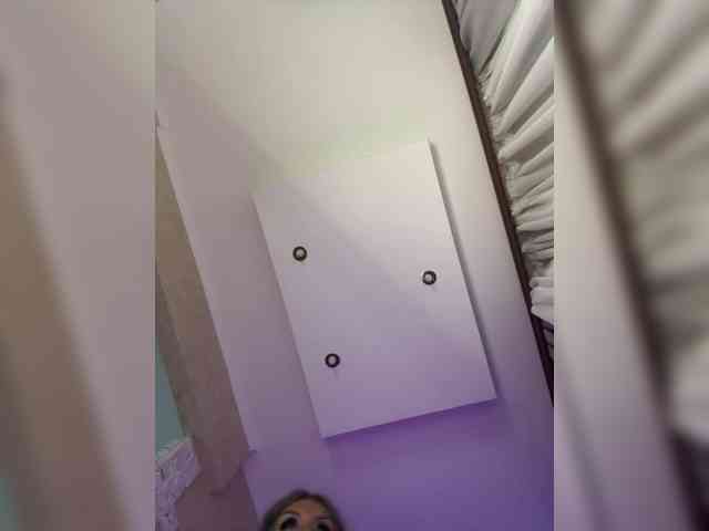 VictoriaFoxxx webcam