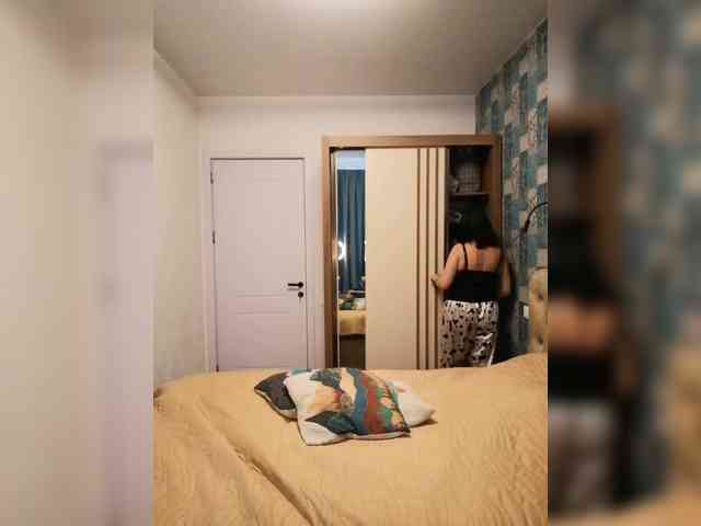Your_Lilith webcam