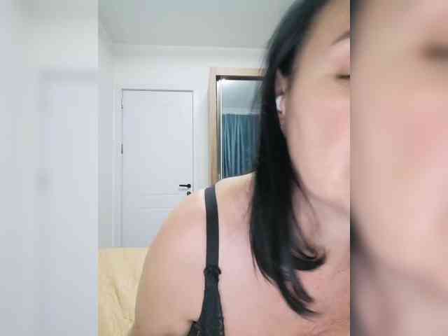 Your_Lilith webcam