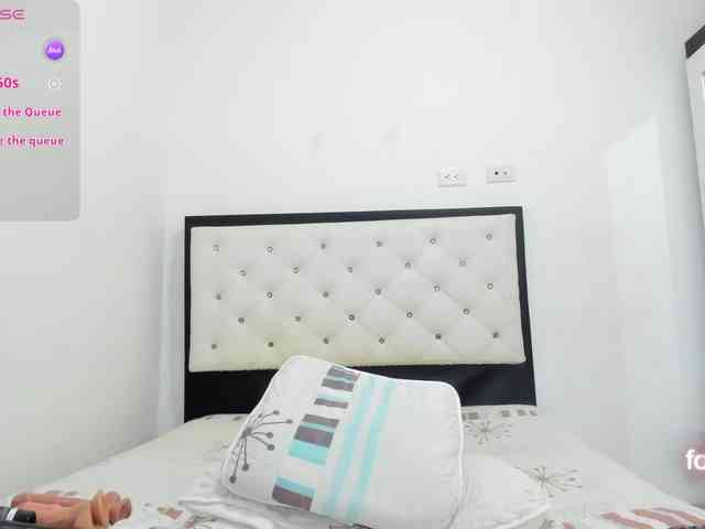 CuteLatinax webcam