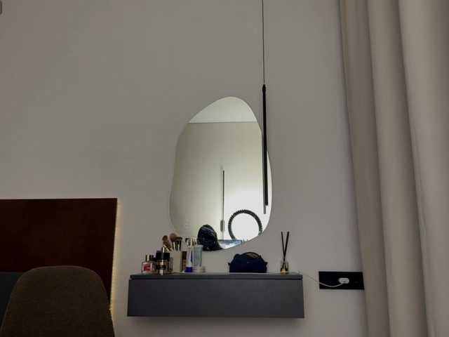 Vai a chattare su YESSASHA YESSASHA