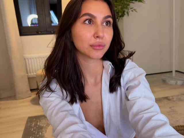 YESSASHA webcam