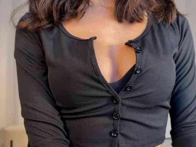 YESSASHA webcam