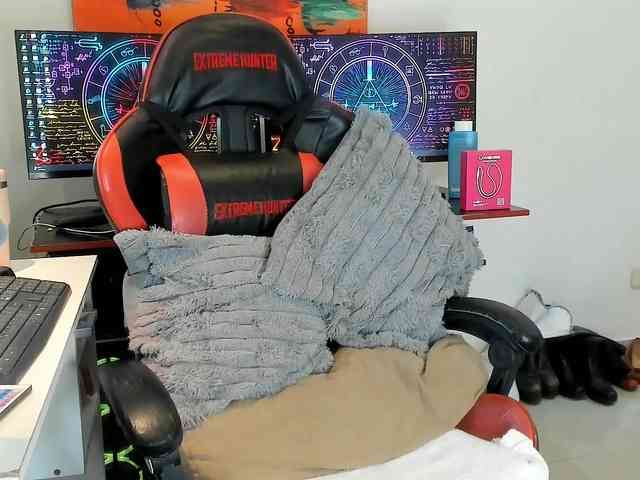 Carolain39 webcam