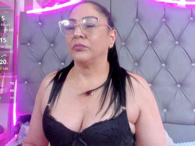 Keyla-Ruiz webcam