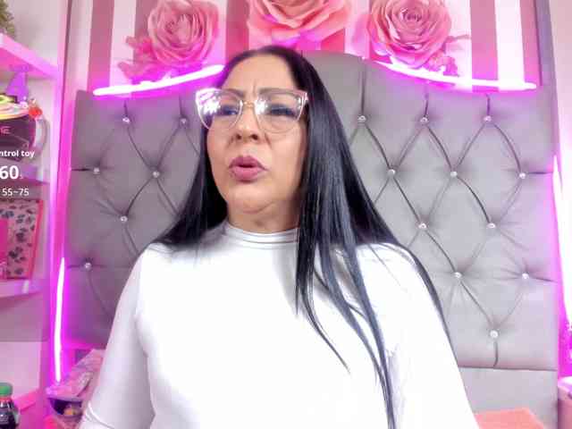 Keyla-Ruiz webcam