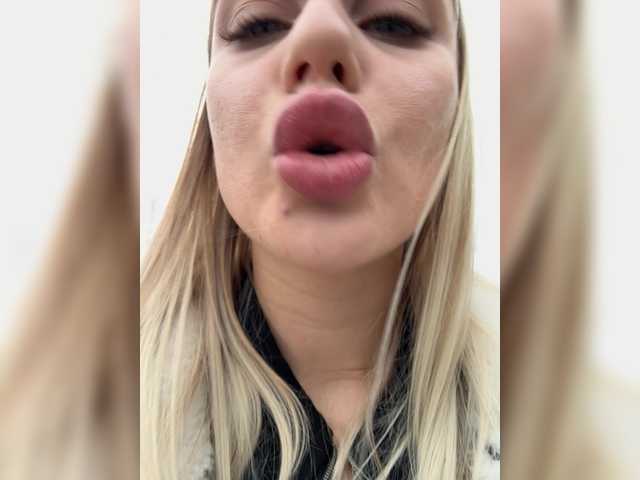 Accedi alla chat con il nickname _Katrinka_ _Katrinka_