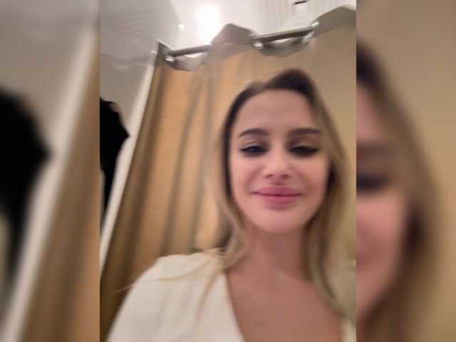 Accedi alla chat con il nickname _Katrinka_ _Katrinka_