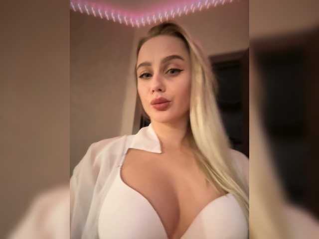 Vai a chattare su _Katrinka_ _Katrinka_