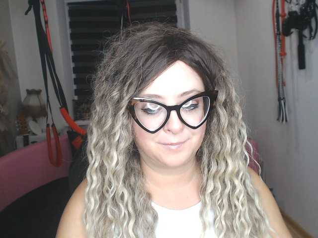 missGODDESS Live Cam on BongaCams