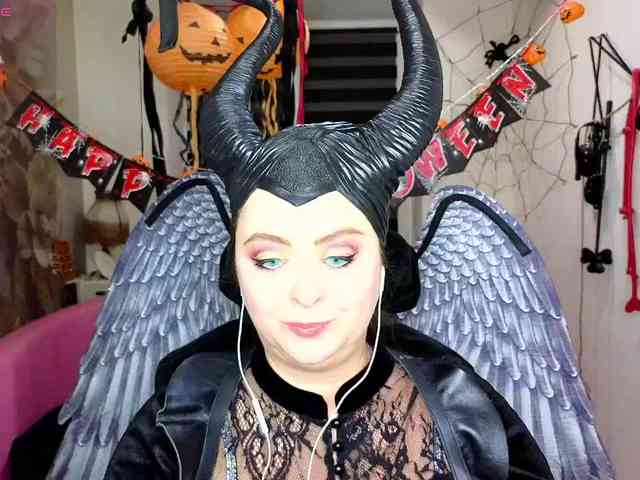 missGODDESS webcam