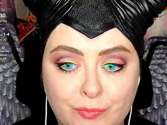 missGODDESS webcam
