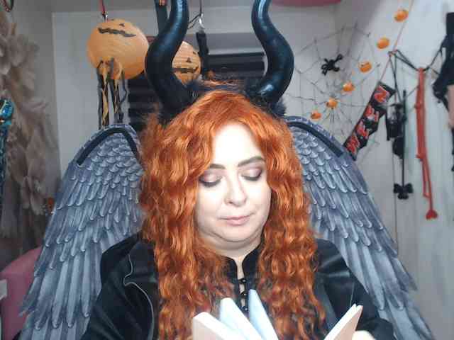 missGODDESS webcam