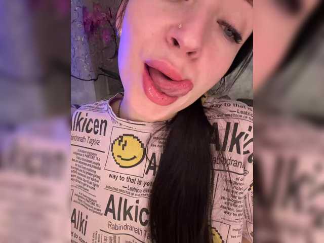 Gratis Live Sexcam mit _dashulka_ _dashulka_