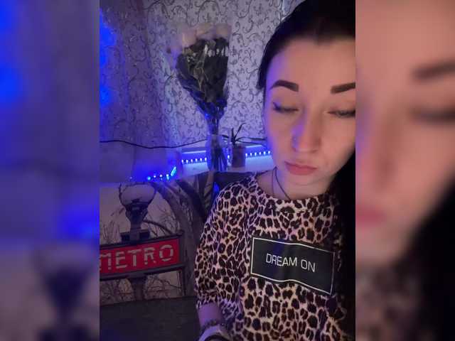 Vai a chattare su _dashulka_ _dashulka_