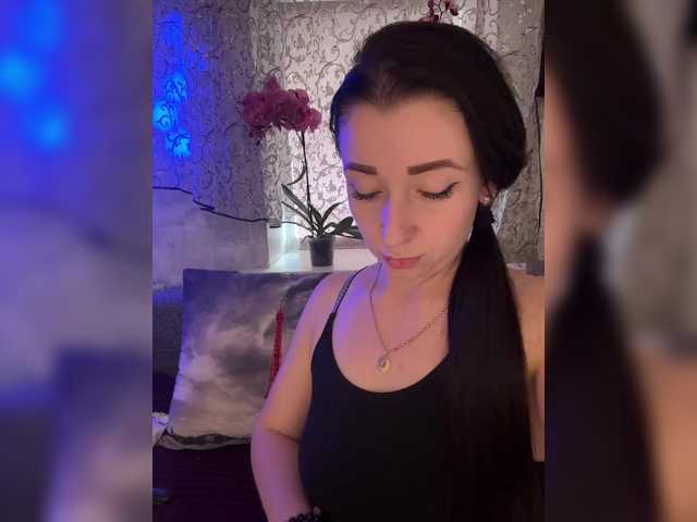 Entra en el chat con el modelo _dashulka_ _dashulka_