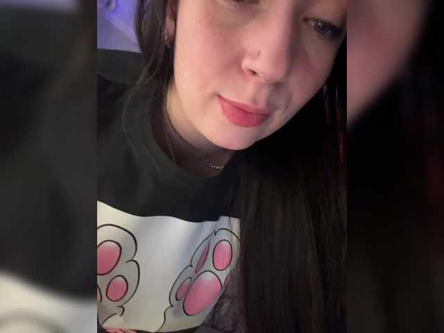 Entrez le videochat erotique avec le
modèle _dashulka_ _dashulka_