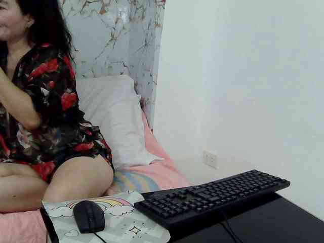 SexyAsianAss webcam