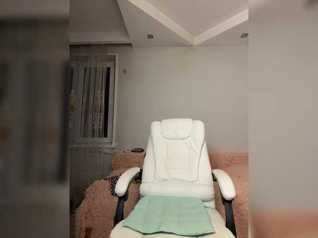 Eva-Bella Live Cam on BongaCams