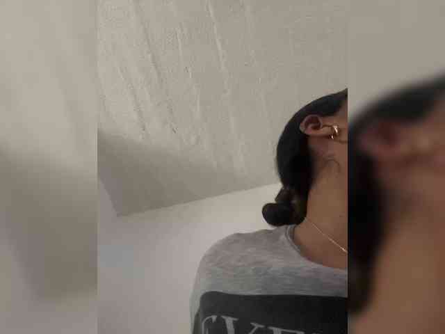 britt-grey webcam