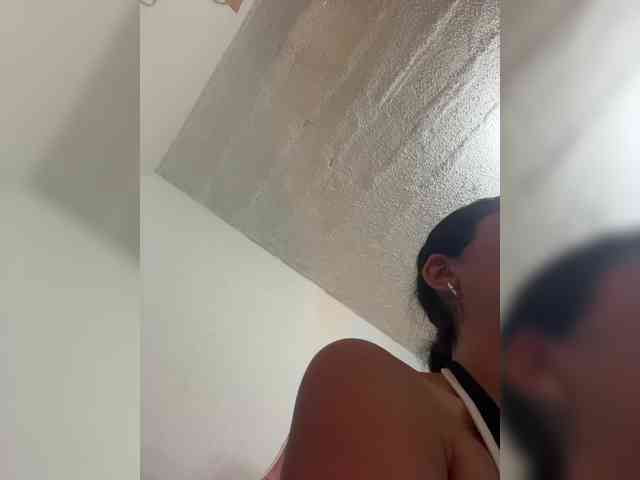 britt-grey webcam