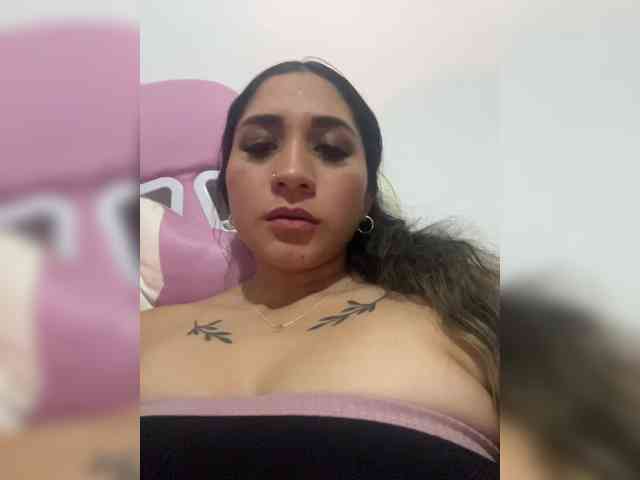 britt-grey webcam