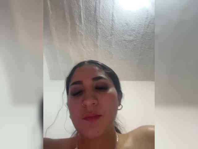 britt-grey webcam