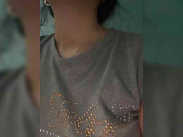 britt-grey webcam