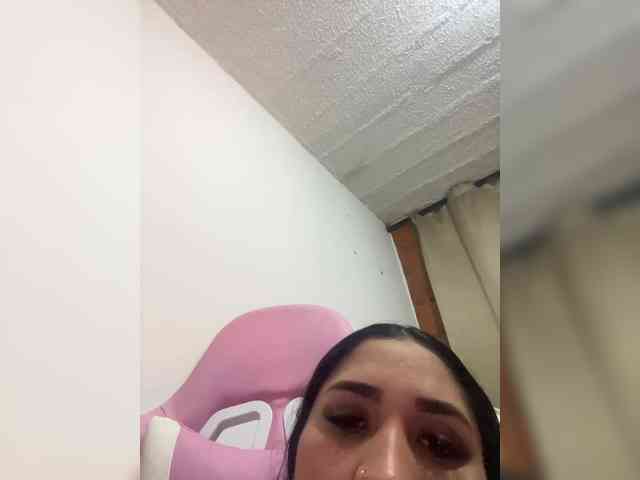 britt-grey webcam