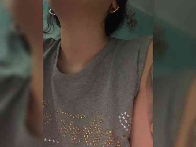 britt-grey webcam