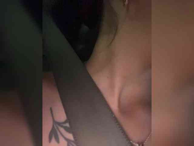 britt-grey webcam
