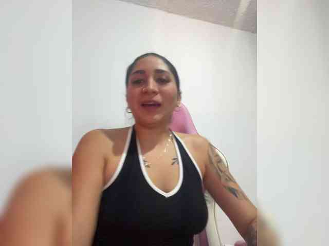 britt-grey webcam