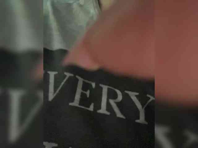 britt-grey webcam