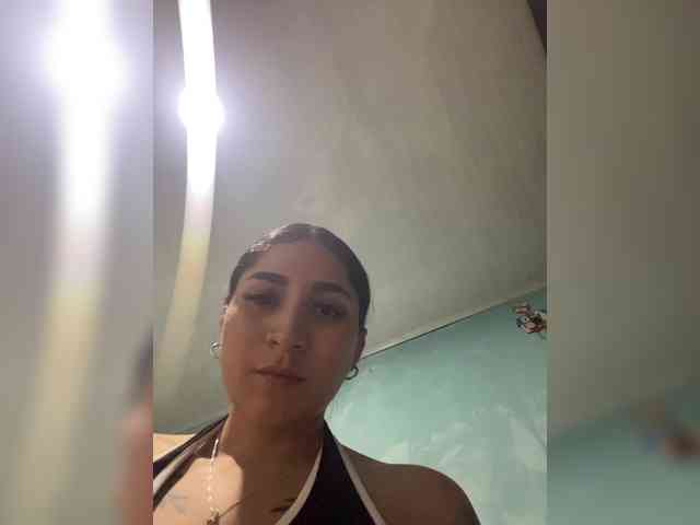 britt-grey webcam