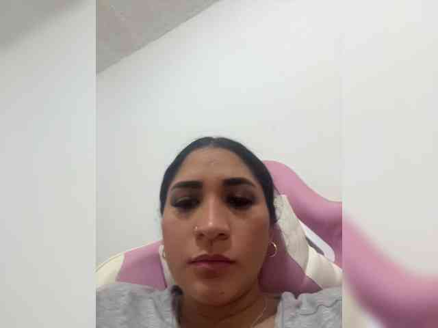britt-grey webcam