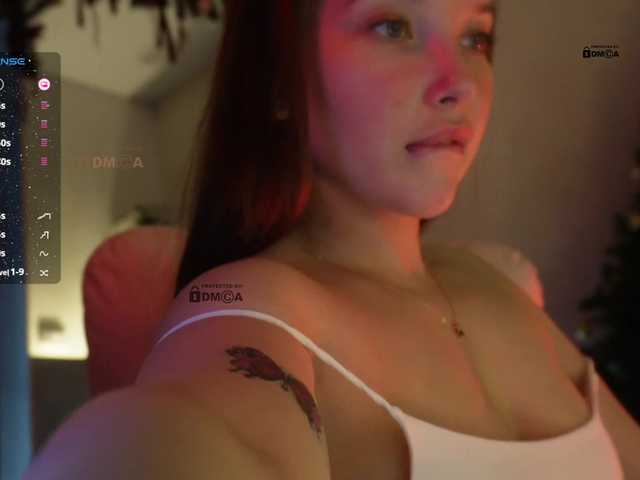 Vai a chattare su _Q_ _Q_